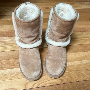 UGG boots Ladies sz 8